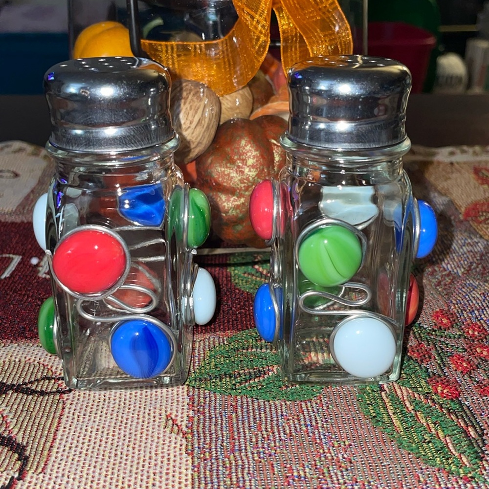 Wire Wrapped Beaded Salt n Pepper Shakers!